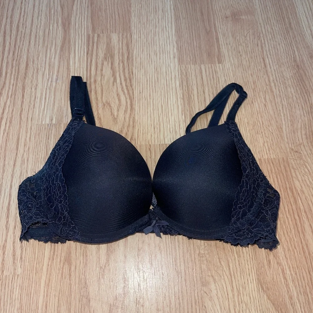 Victoria’s Secret Black Floral Lace Dream Angel Push Up Bra Size 32C - Picture 1 of 6